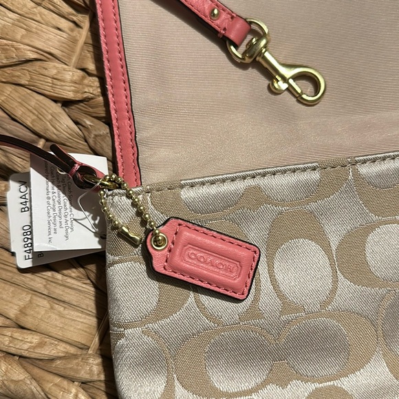 NWT Coach Kristin Wristlet Wallet Large sateen & leather Y2K vibes, discontinued - Picture 8 of 8